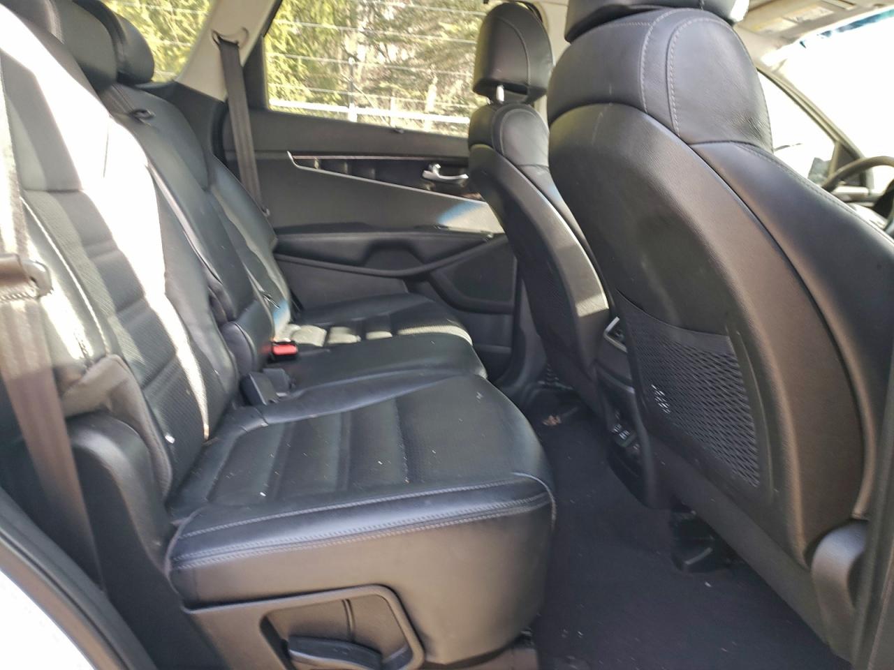 2017 KIA SORENTO EX photo 31