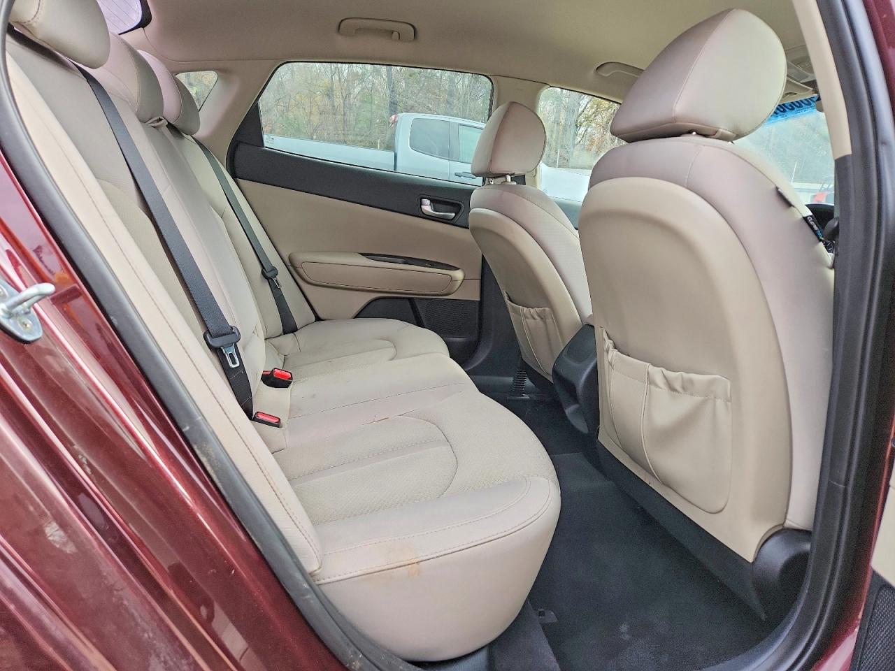 2016 KIA OPTIMA LX photo 10