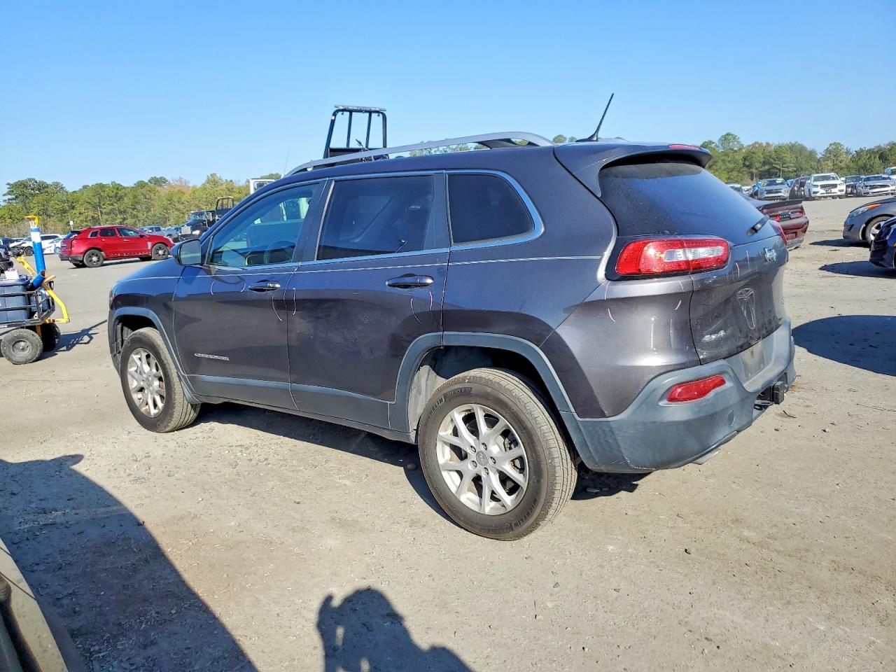 2014 JEEP CHEROKEE LATITUDE photo 2