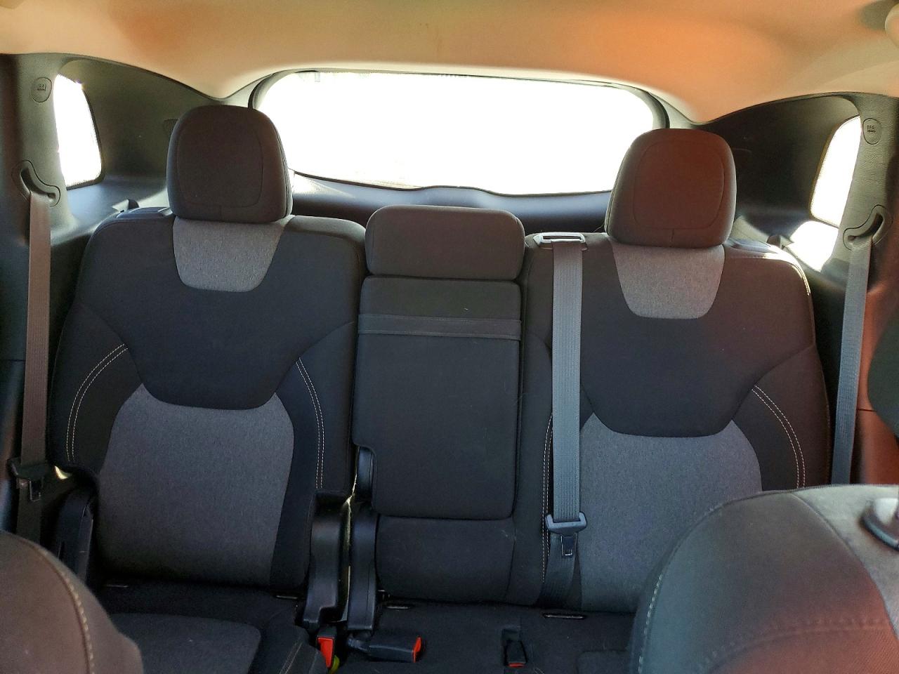 2014 JEEP CHEROKEE LATITUDE photo 10