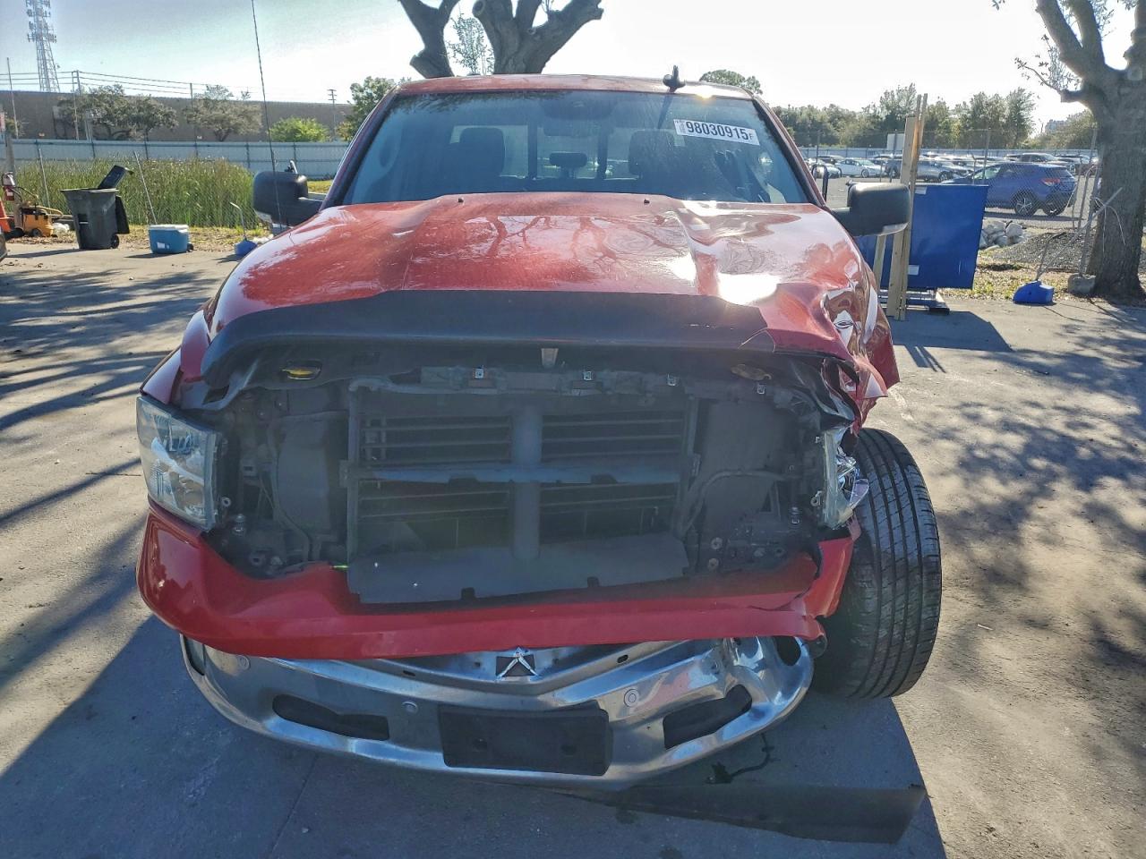 2016 RAM 1500 SLT photo 9