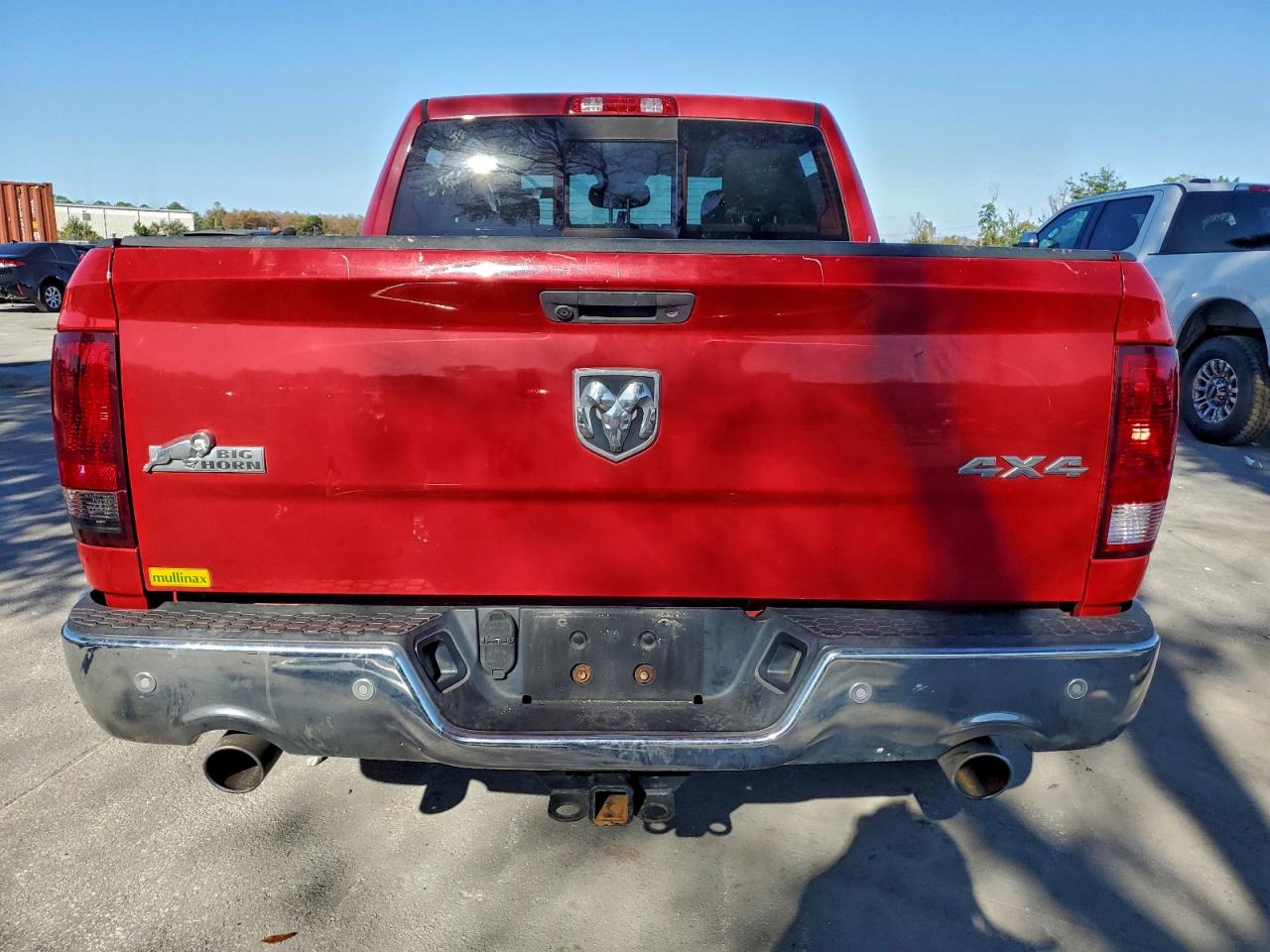 2016 RAM 1500 SLT photo 11