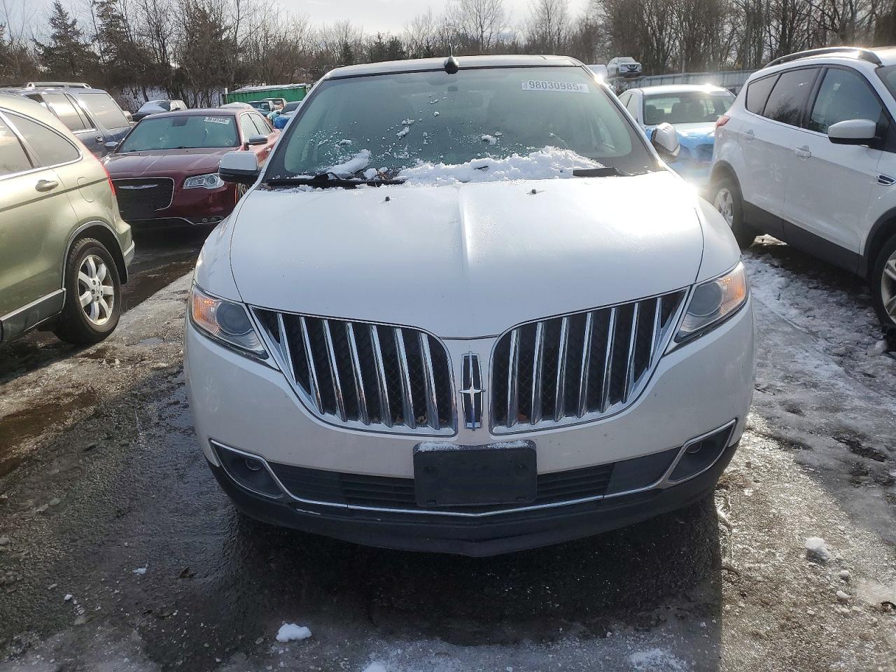 2015 LINCOLN TOWNHOUSE MKX photo 5