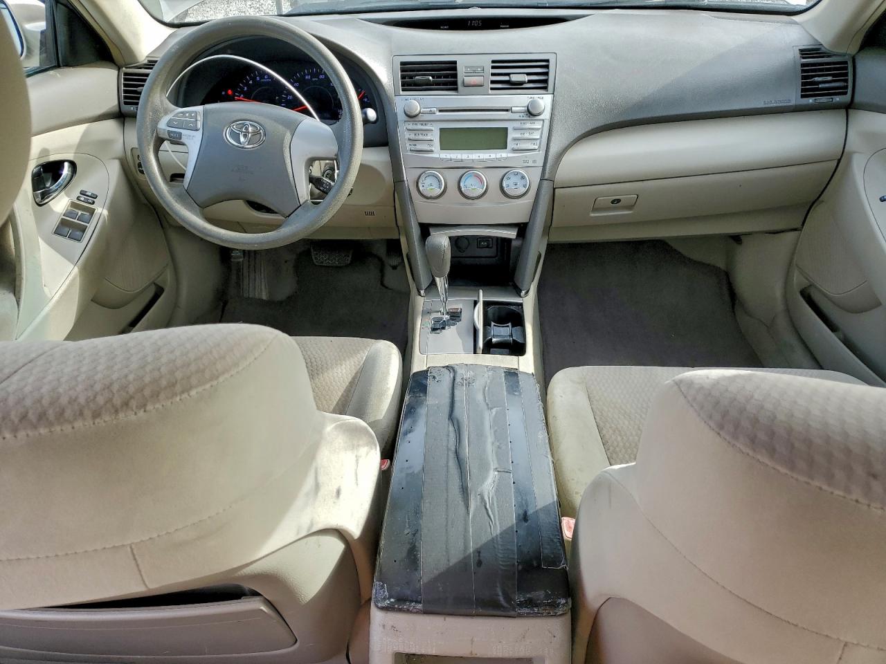 2011 TOYOTA CAMRY BASE photo 15