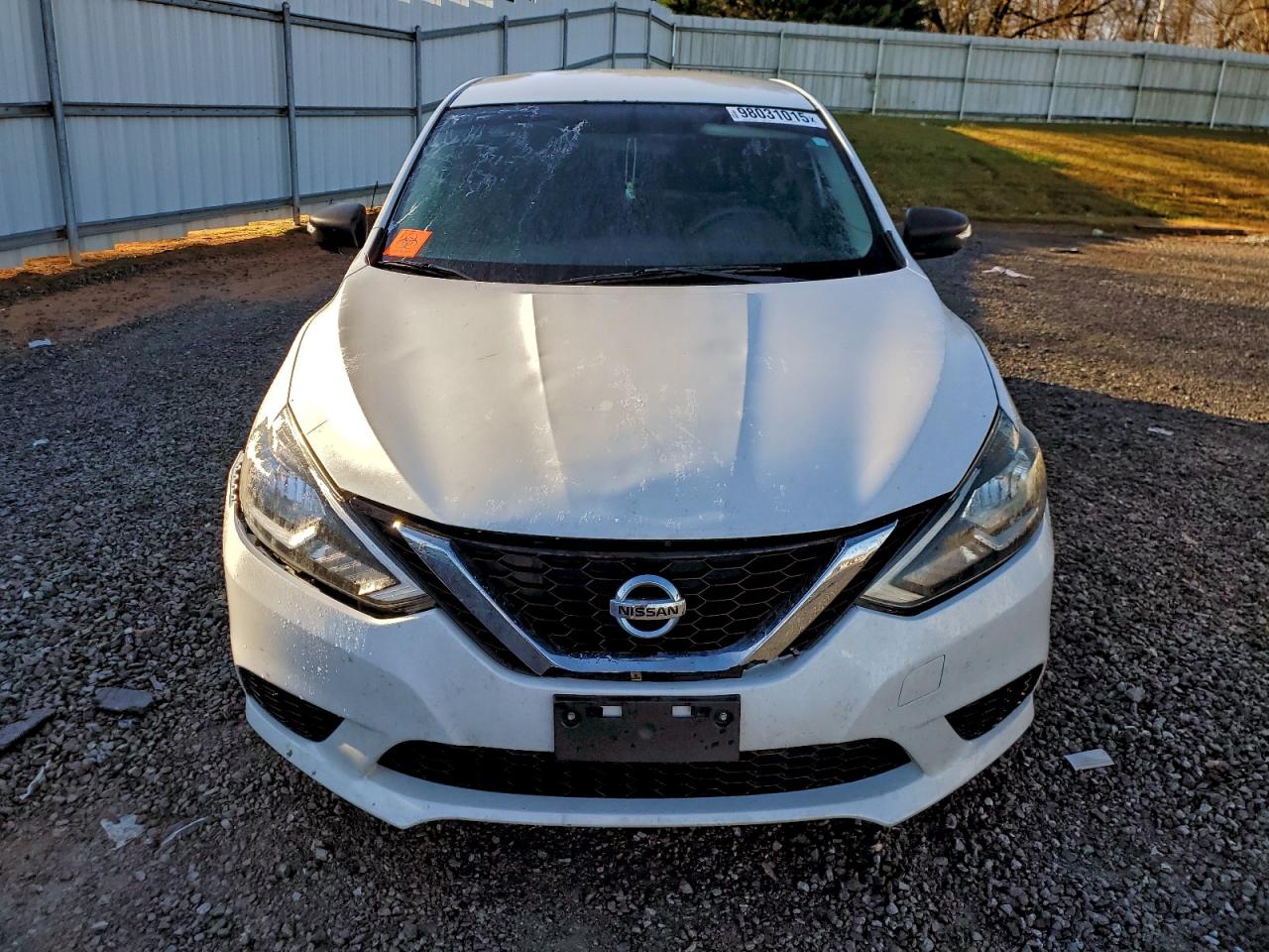 2017 NISSAN SENTRA S photo 5