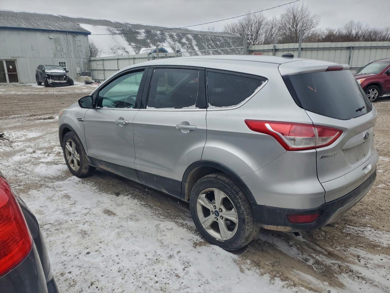 2015 FORD ESCAPE SE photo 2
