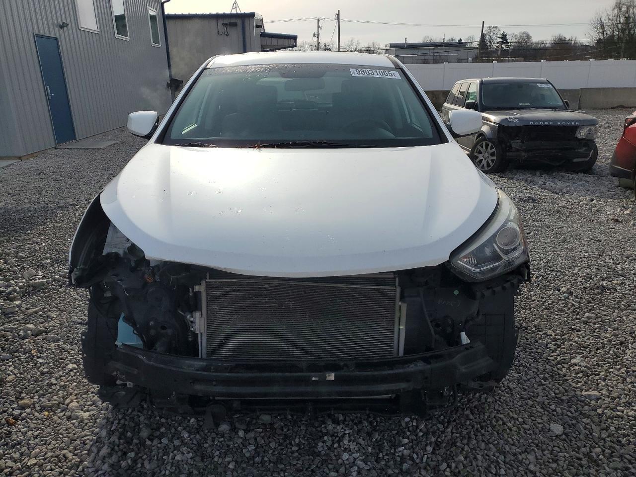 2017 HYUNDAI SANTA FE SPORT 2.4L photo 5