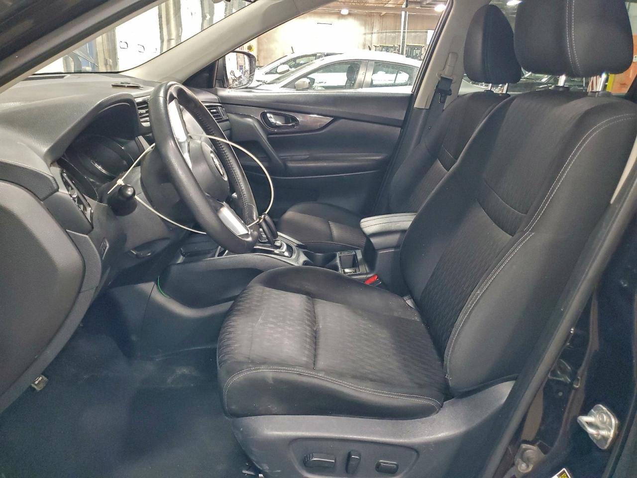 2019 NISSAN ROGUE S photo 7