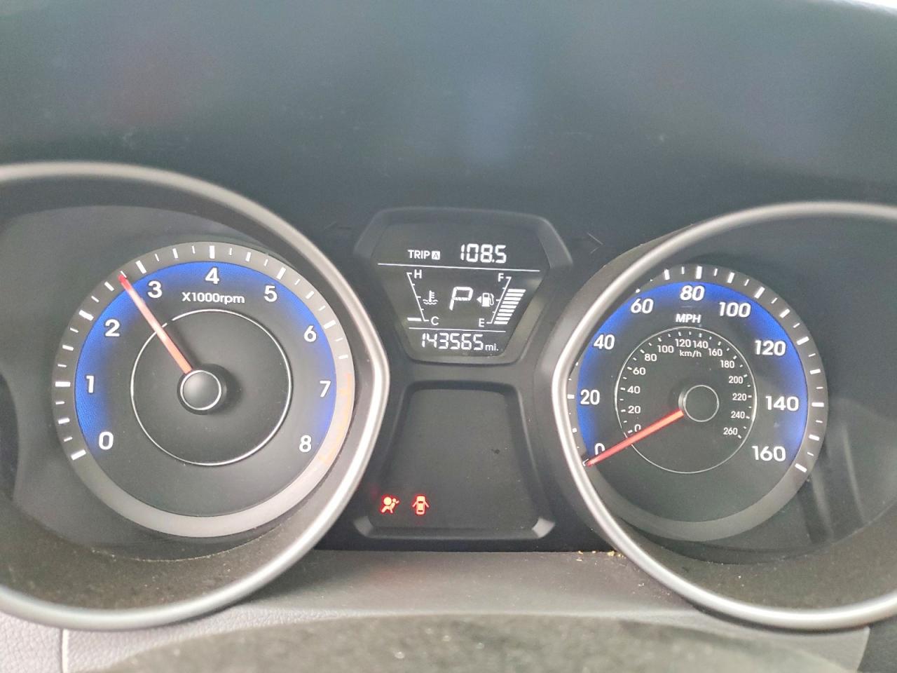 2014 HYUNDAI ELANTRA SE photo 17