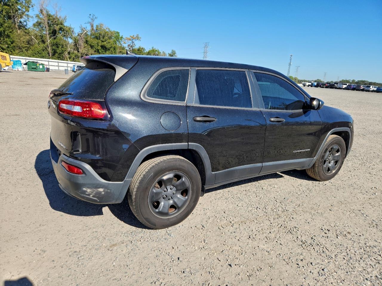 2015 JEEP CHEROKEE SPORT photo 3