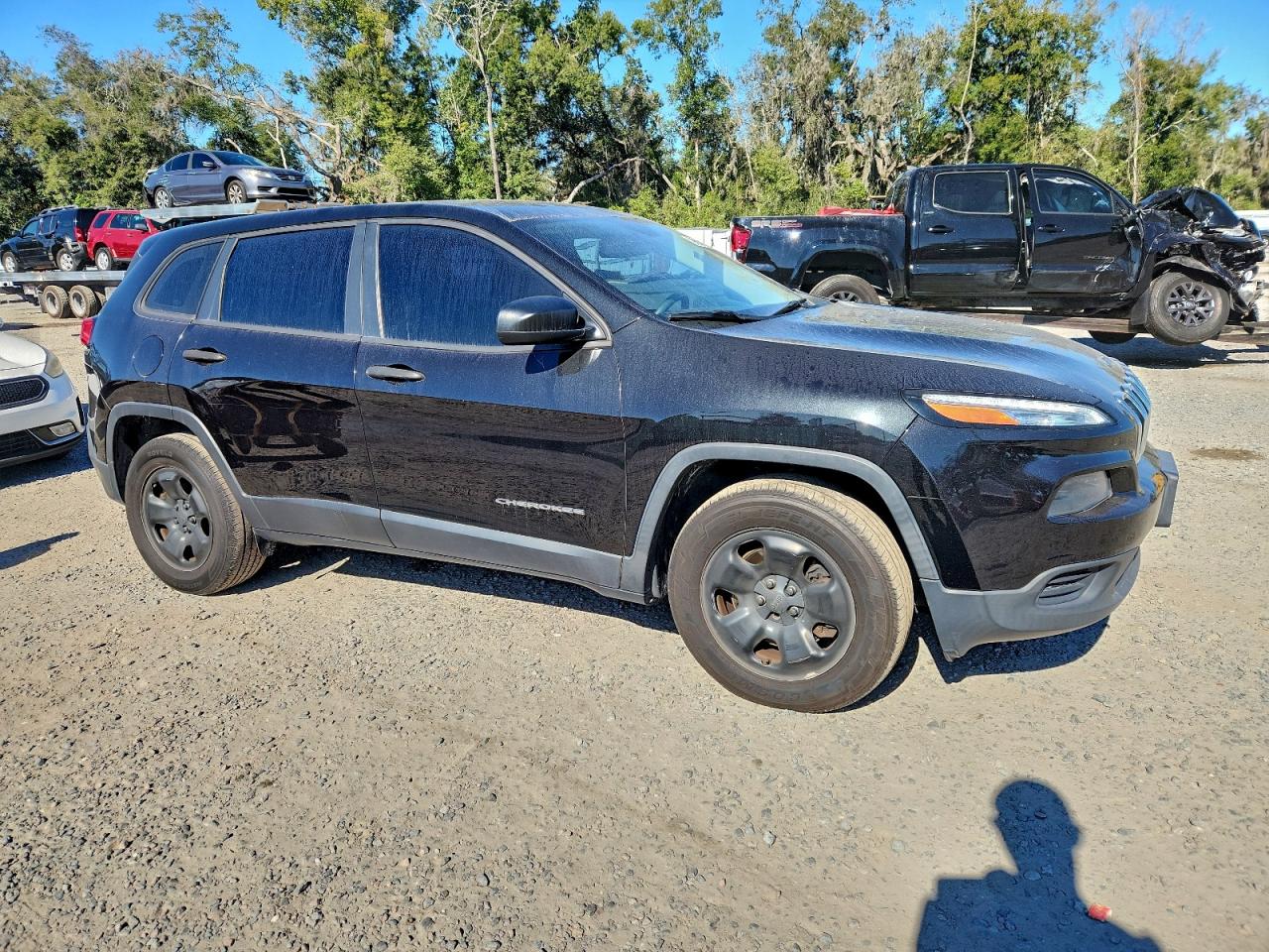 2015 JEEP CHEROKEE SPORT photo 4