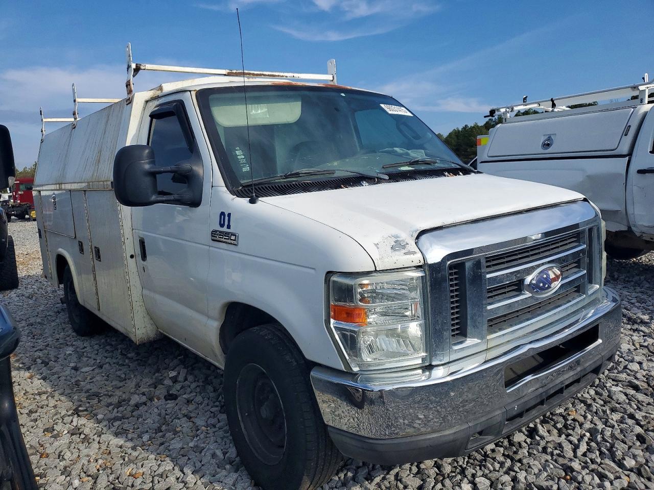 2008 FORD ECONOLINE E350 SUPER DUTY CUTAWAY VAN photo 4