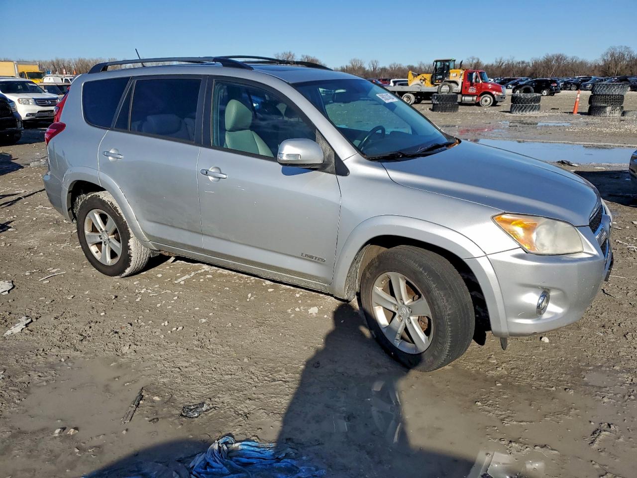 2010 TOYOTA RAV4 LIMITED photo 10