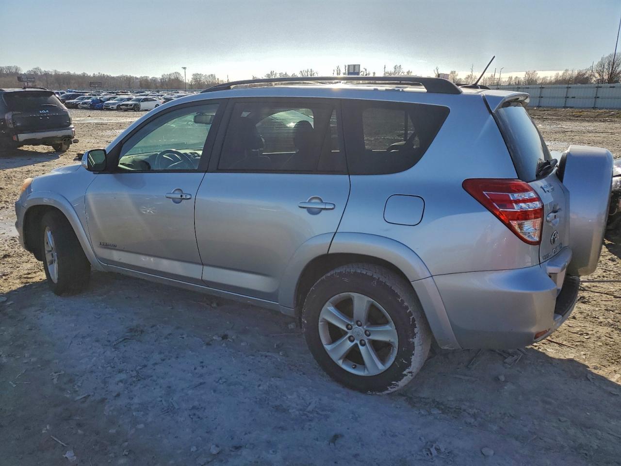2010 TOYOTA RAV4 LIMITED photo 4