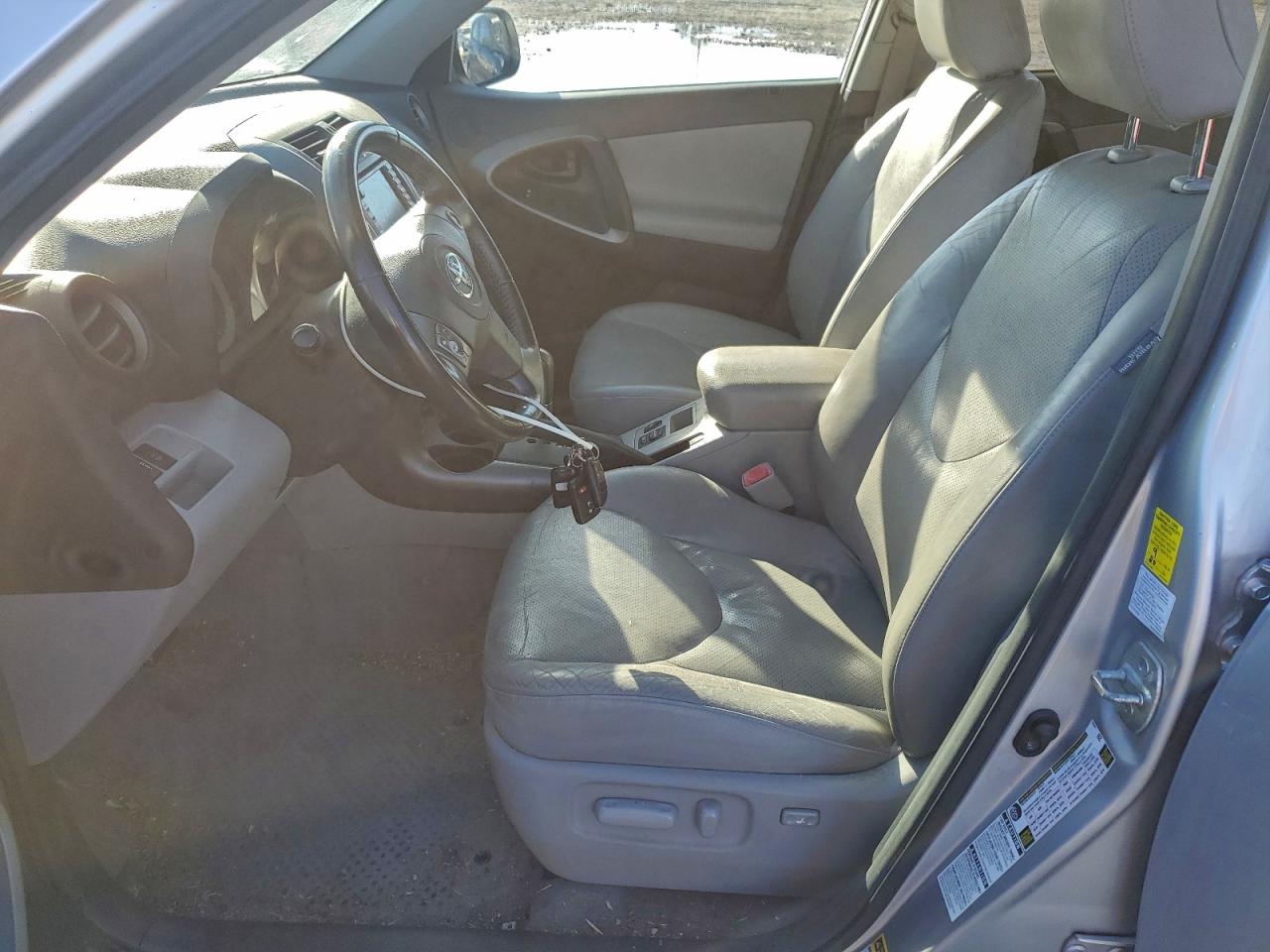 2010 TOYOTA RAV4 LIMITED photo 19