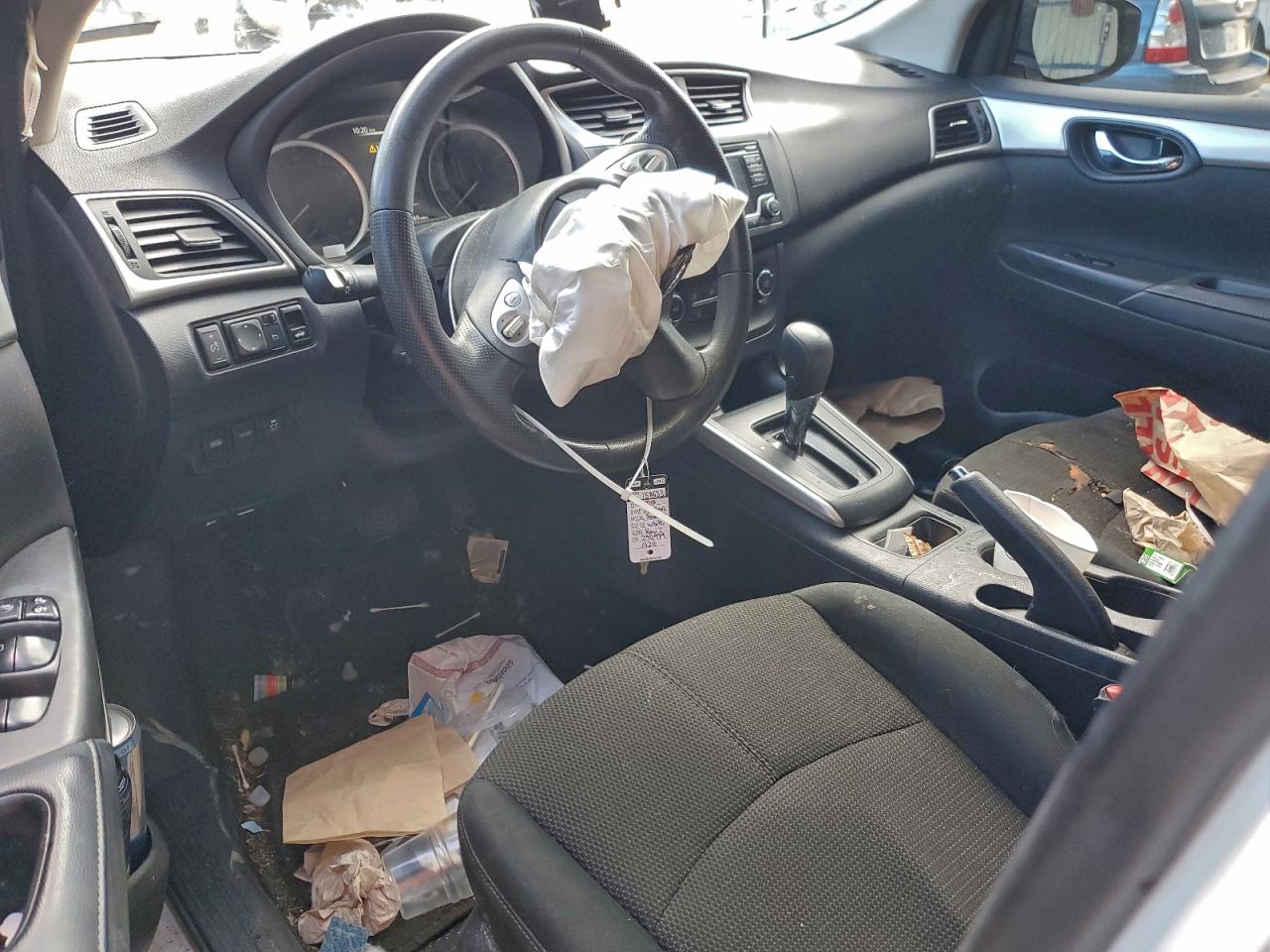 2018 NISSAN SENTRA photo 8