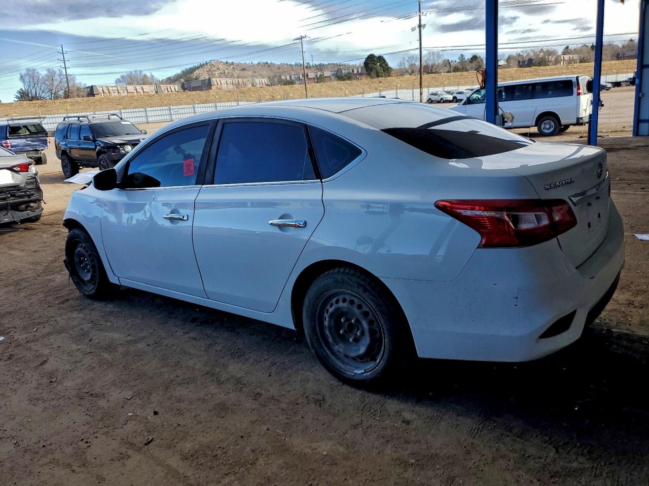 2018 NISSAN SENTRA photo 2