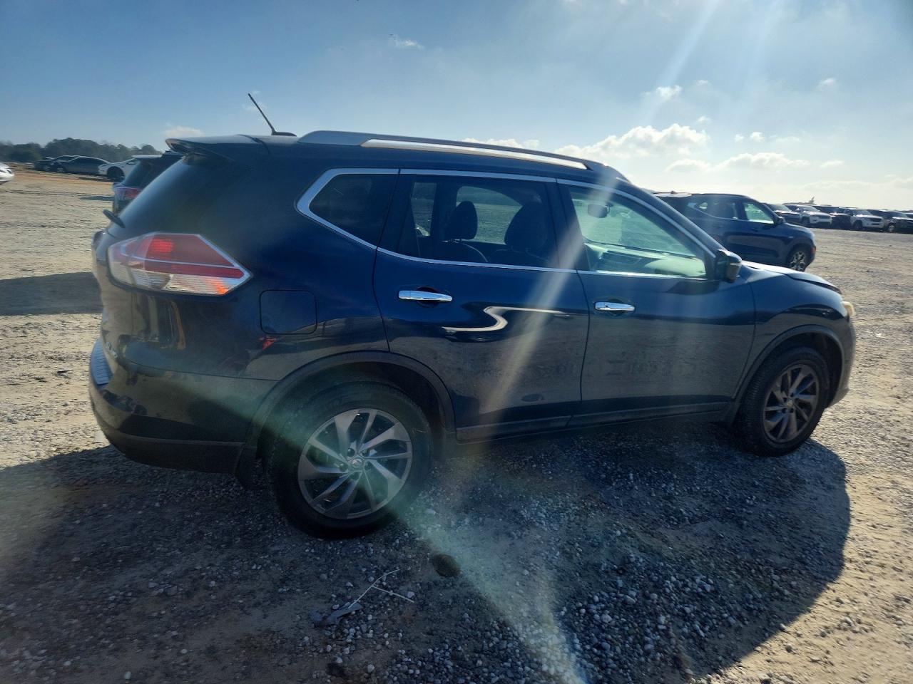 2016 NISSAN ROGUE S photo 3
