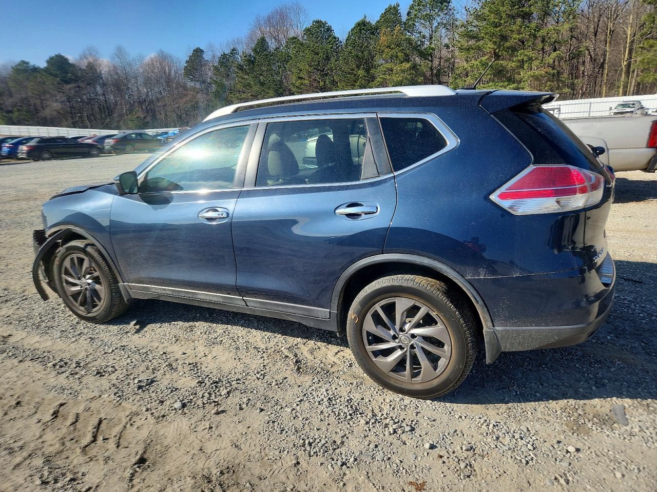 2016 NISSAN ROGUE S photo 2