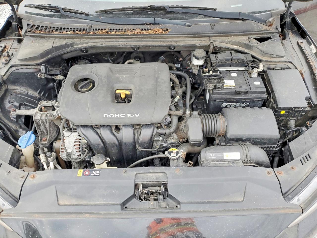 2019 HYUNDAI VELOSTER BASE photo 11
