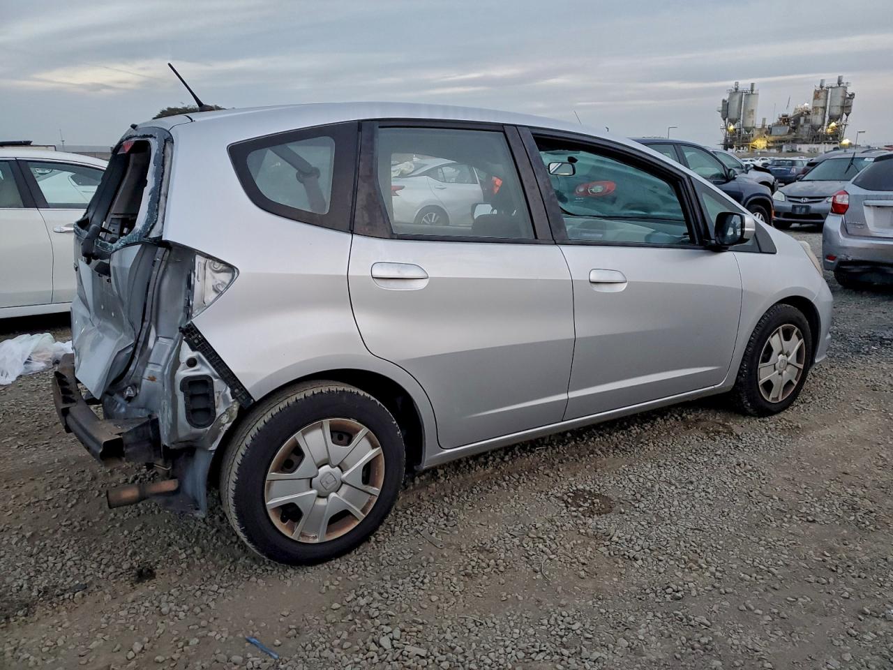 2013 HONDA FIT photo 3