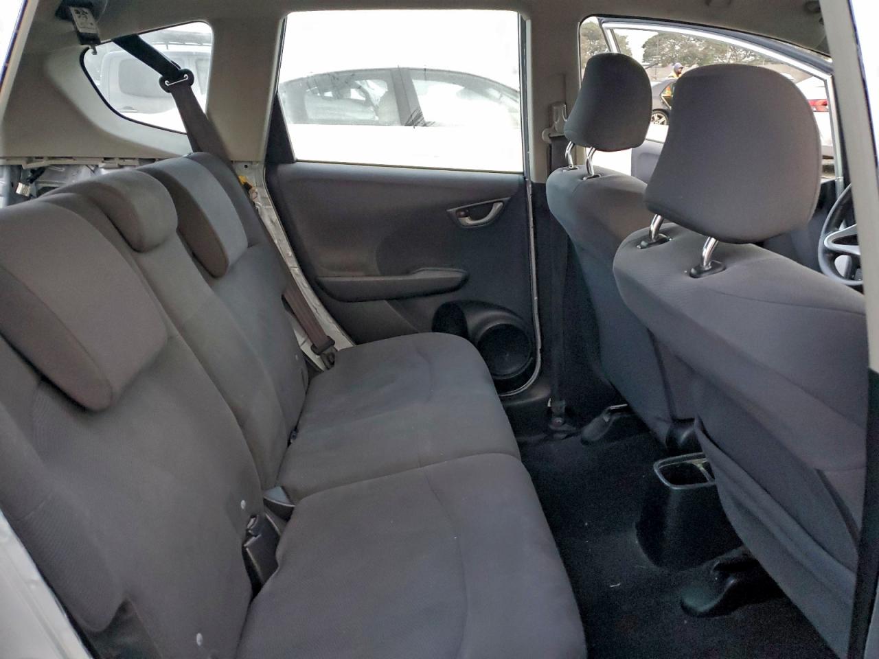 2013 HONDA FIT photo 10