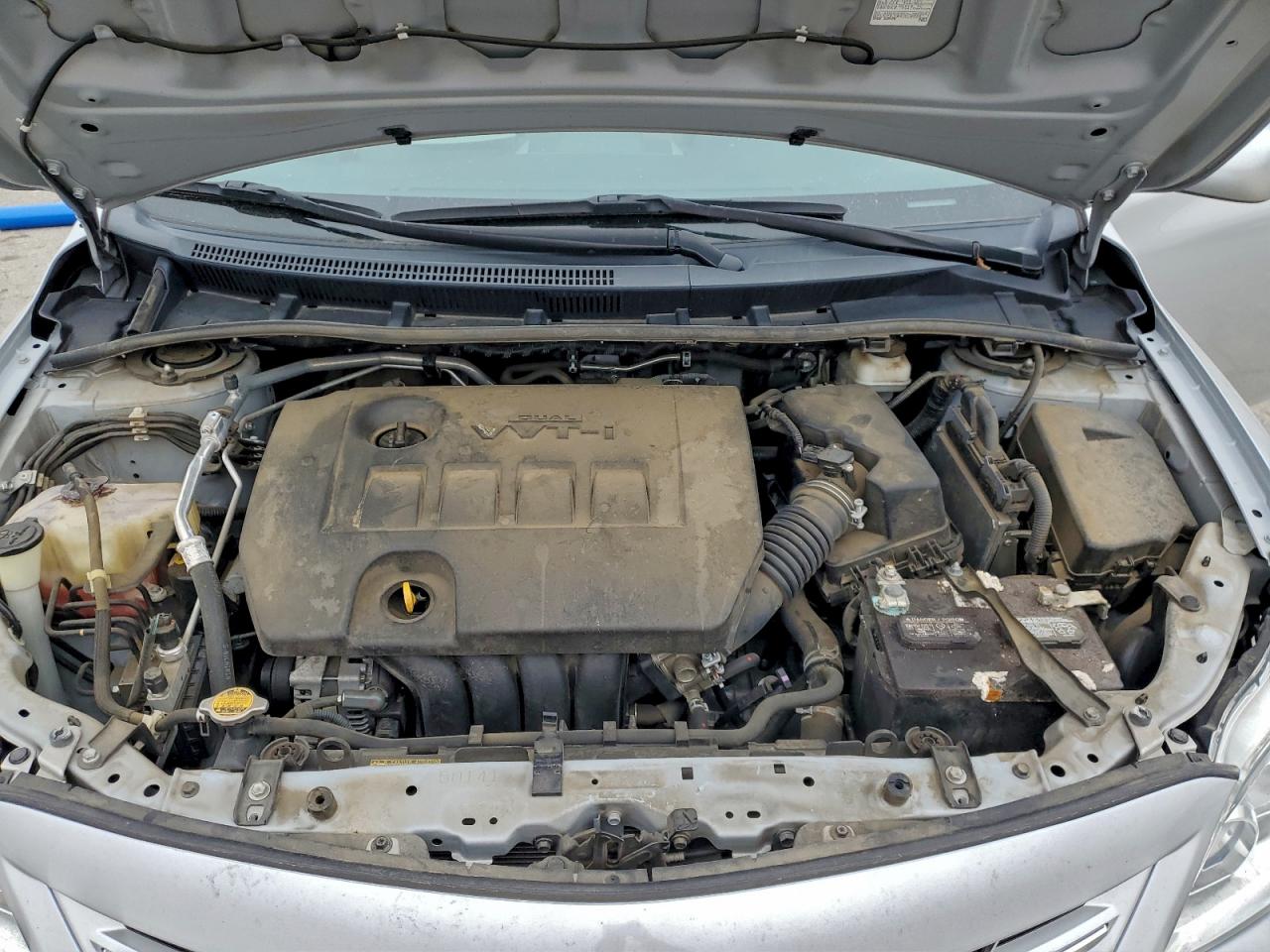2013 TOYOTA COROLLA BASE photo 11