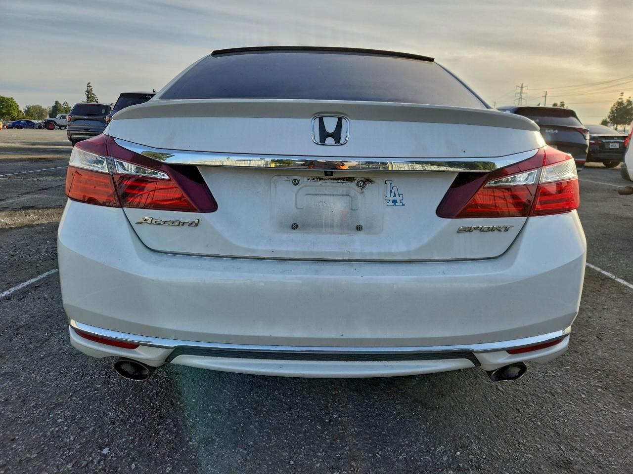 2016 HONDA ACCORD SPORT photo 6