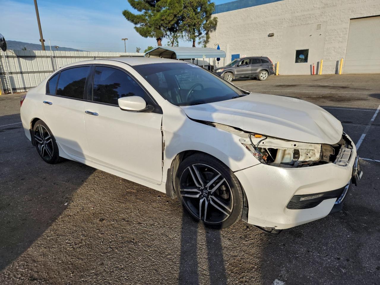 2016 HONDA ACCORD SPORT photo 4