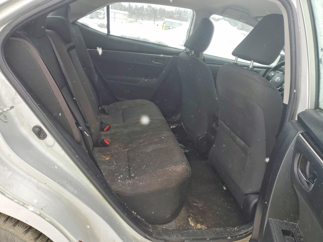 2019 TOYOTA COROLLA L photo 10