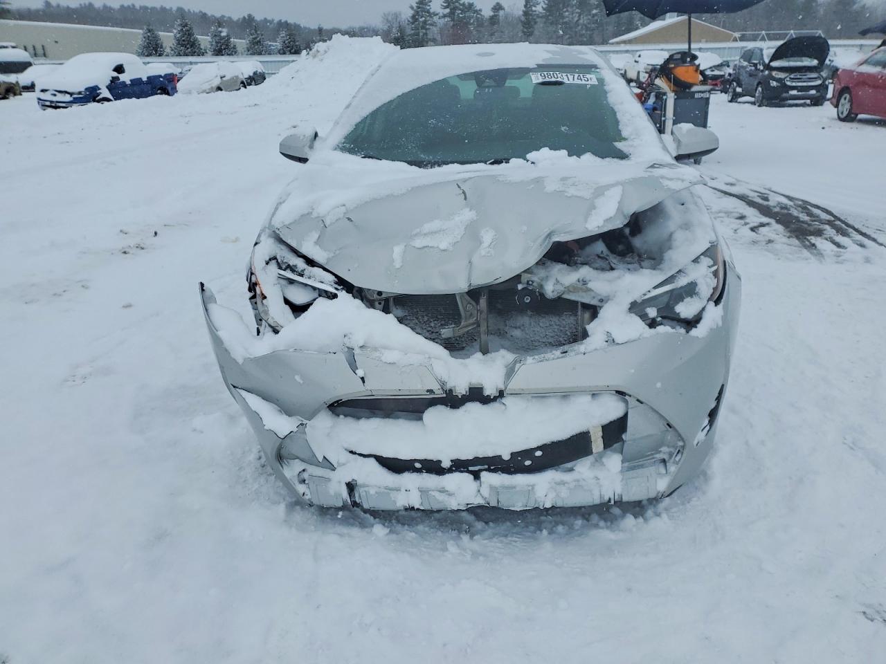 2019 TOYOTA COROLLA L photo 5