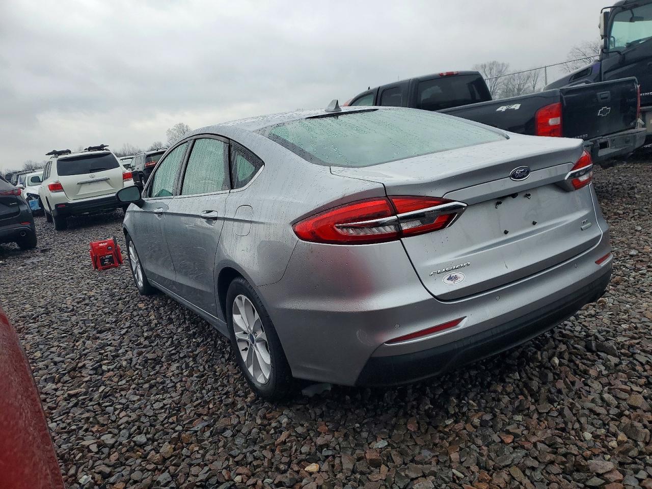 2020 FORD FUSION SE photo 2