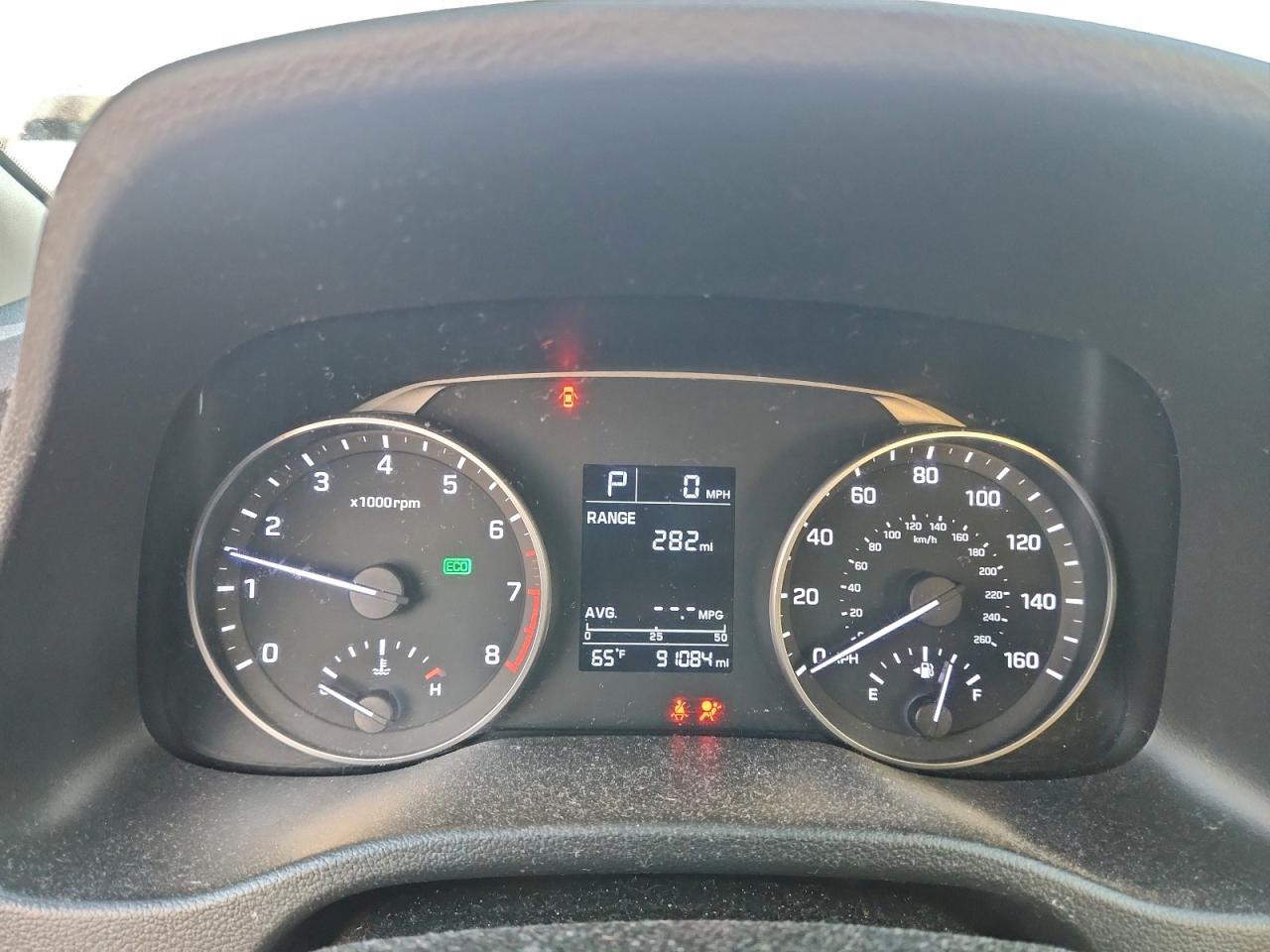 2017 HYUNDAI ELANTRA SE photo 9