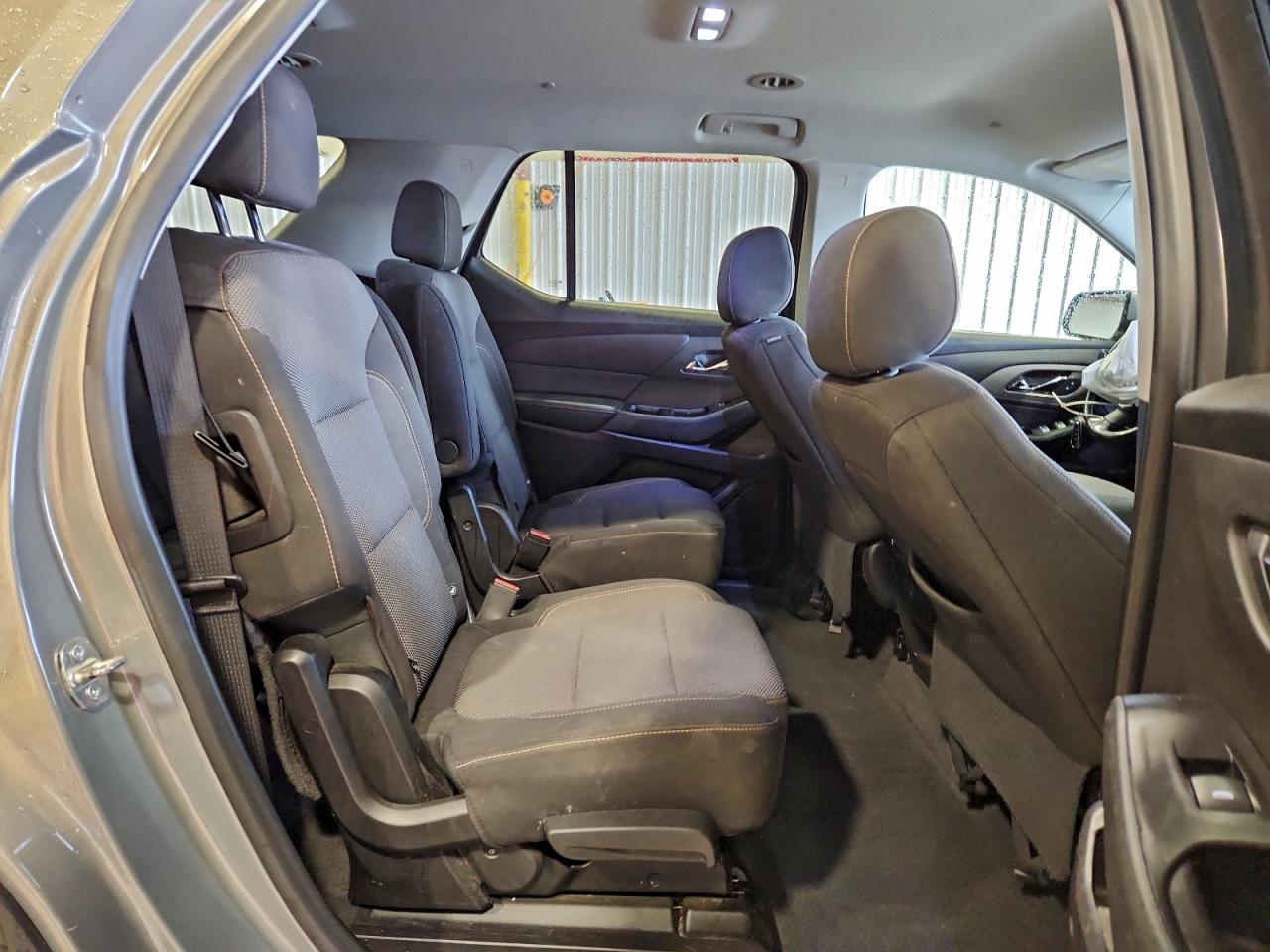 2019 CHEVROLET TRAVERSE LT photo 11