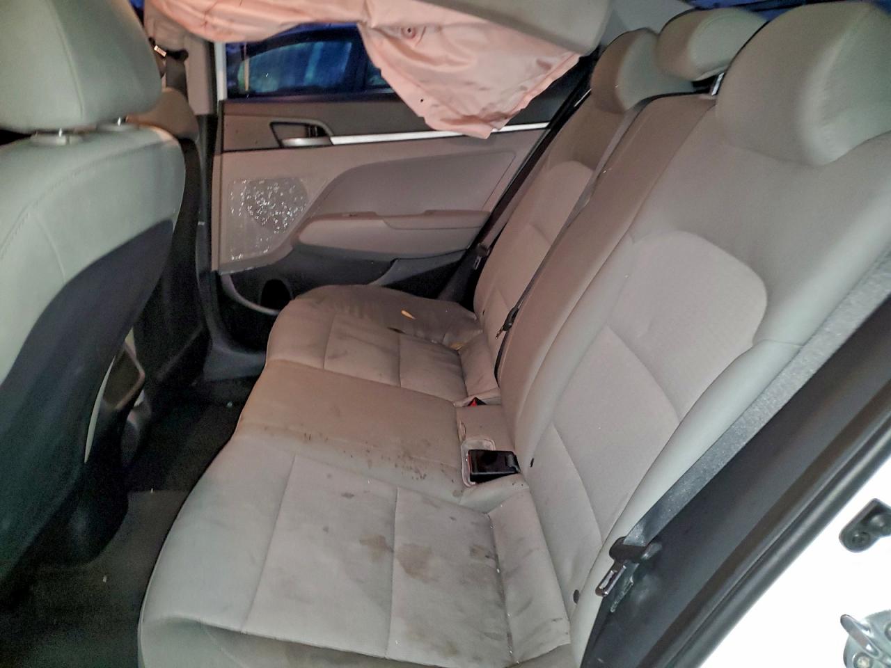 2017 HYUNDAI ELANTRA SE photo 19