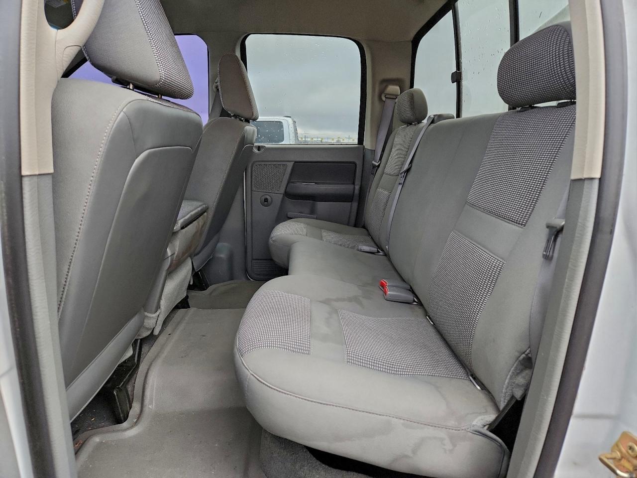 2006 DODGE RAM 1500 ST photo 19