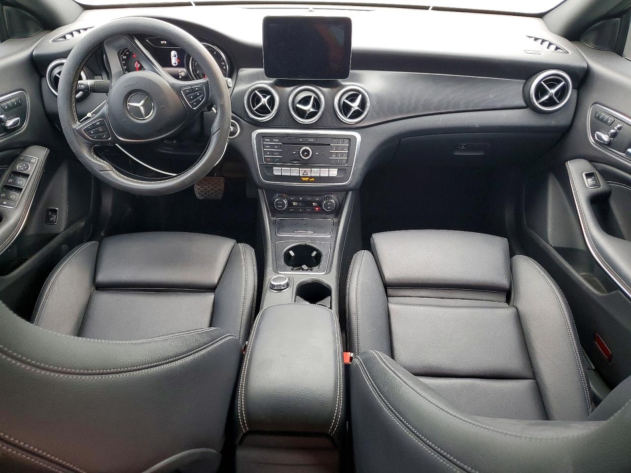 2018 MERCEDES-BENZ CLA 250 photo 8