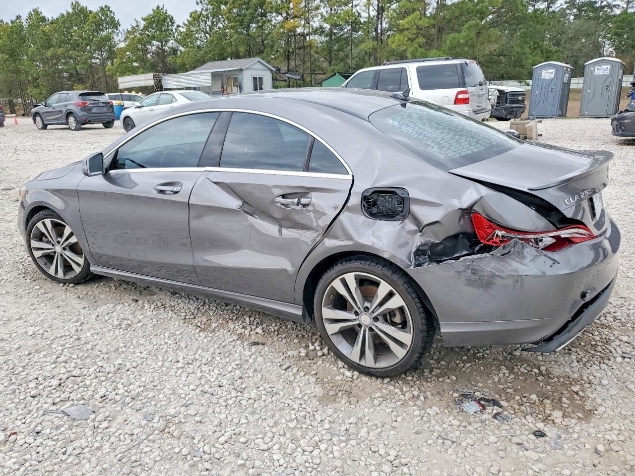 2018 MERCEDES-BENZ CLA 250 photo 2