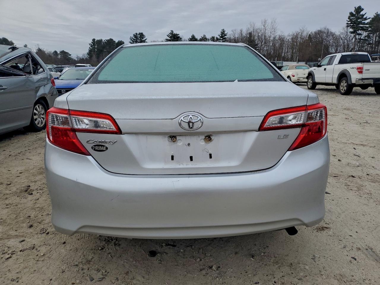 2012 TOYOTA CAMRY BASE photo 6