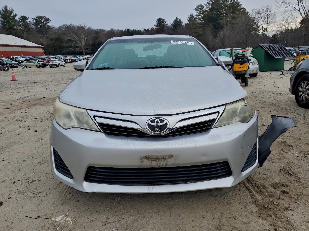 2012 TOYOTA CAMRY BASE photo 5