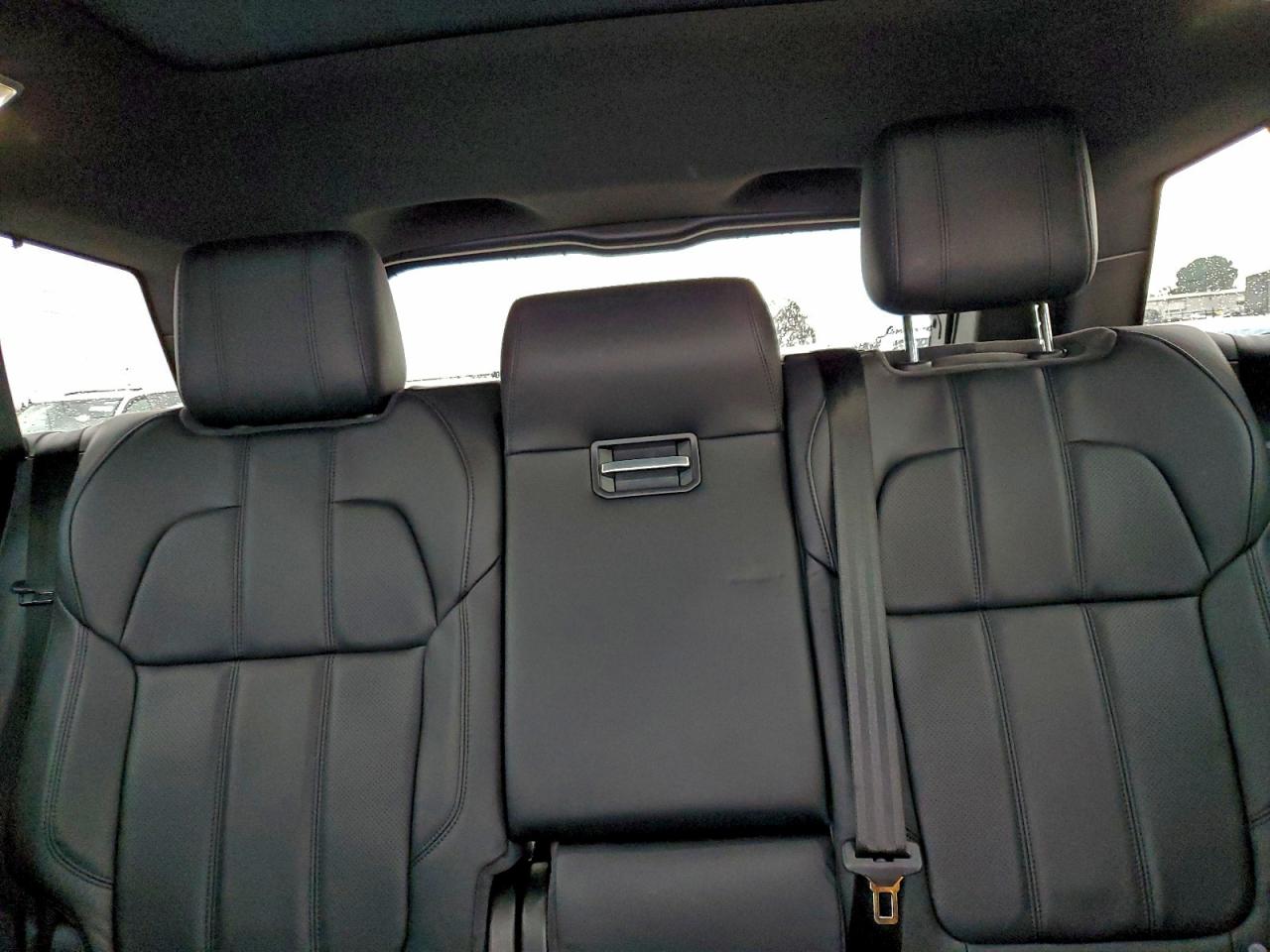 2016 LAND ROVER RANGE ROVER SPORT SE photo 10