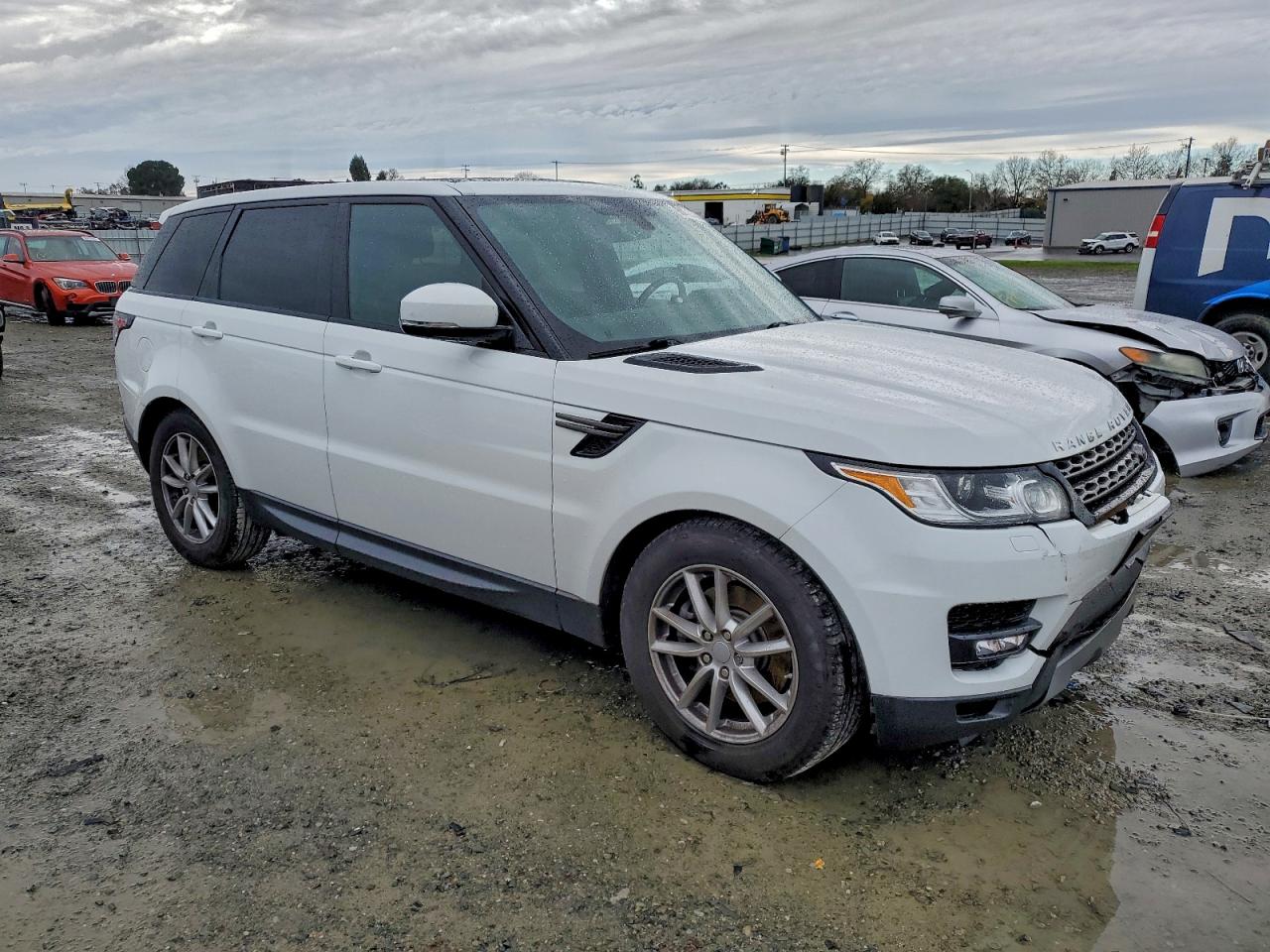 2016 LAND ROVER RANGE ROVER SPORT SE photo 4
