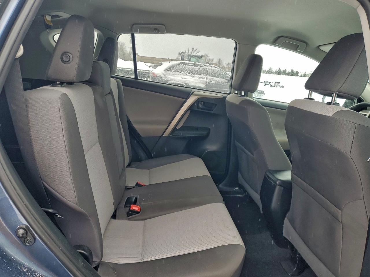 2014 TOYOTA RAV4 LE photo 21