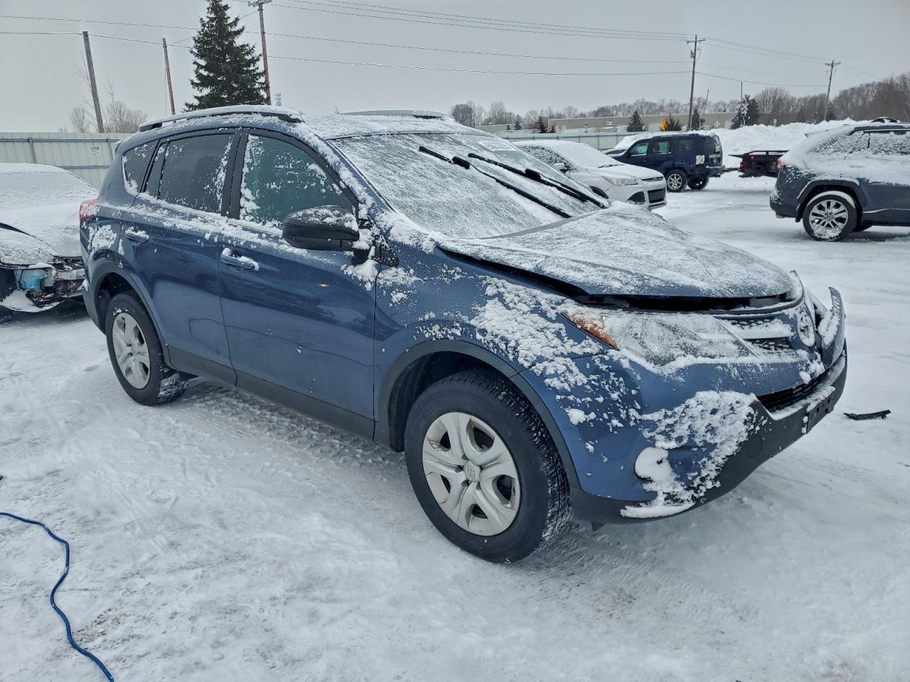 2014 TOYOTA RAV4 LE photo 7