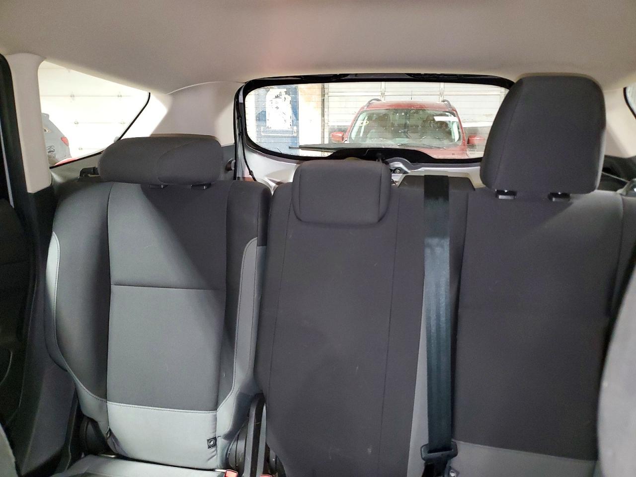 2016 FORD ESCAPE S photo 19