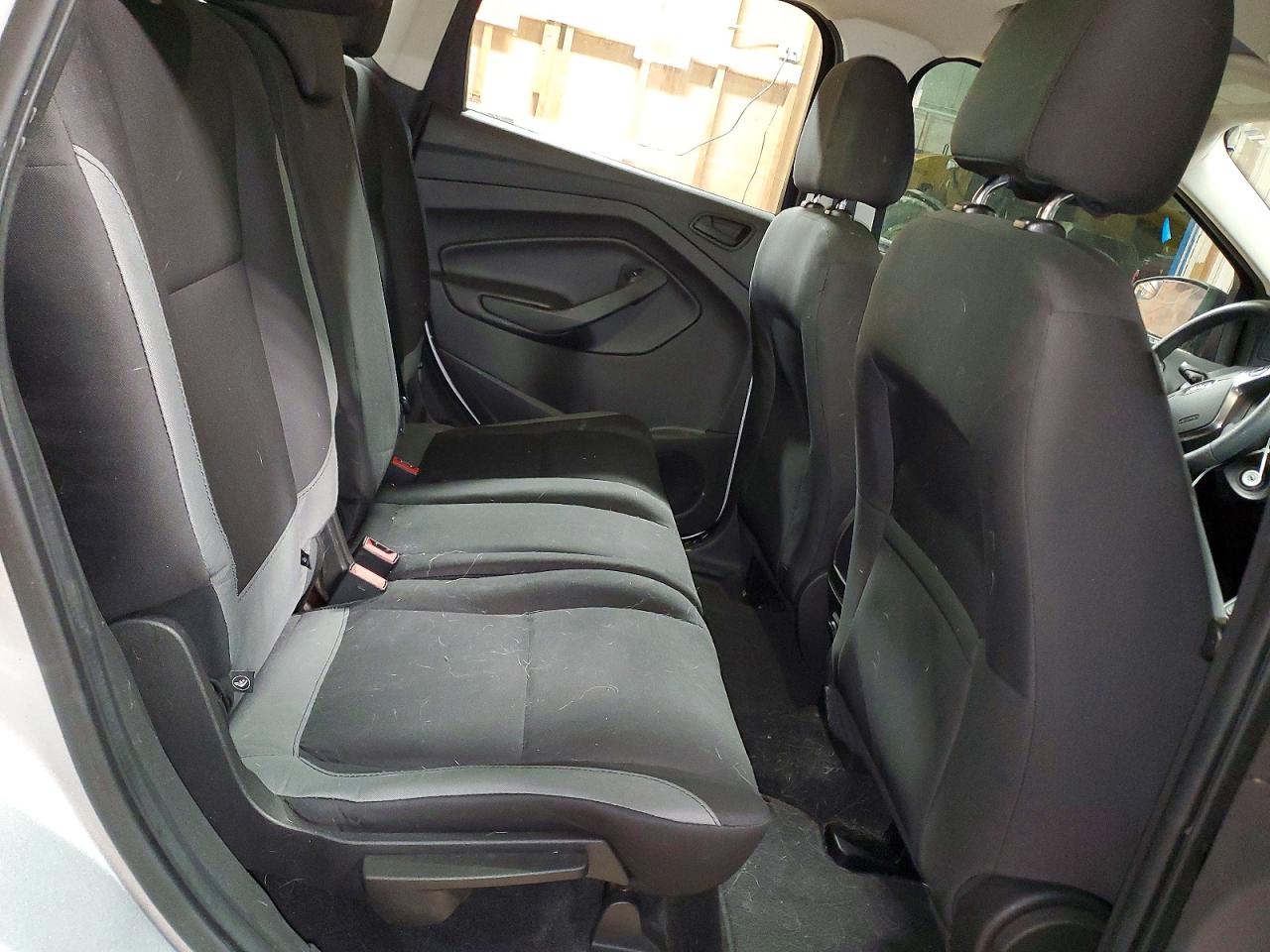 2016 FORD ESCAPE S photo 21