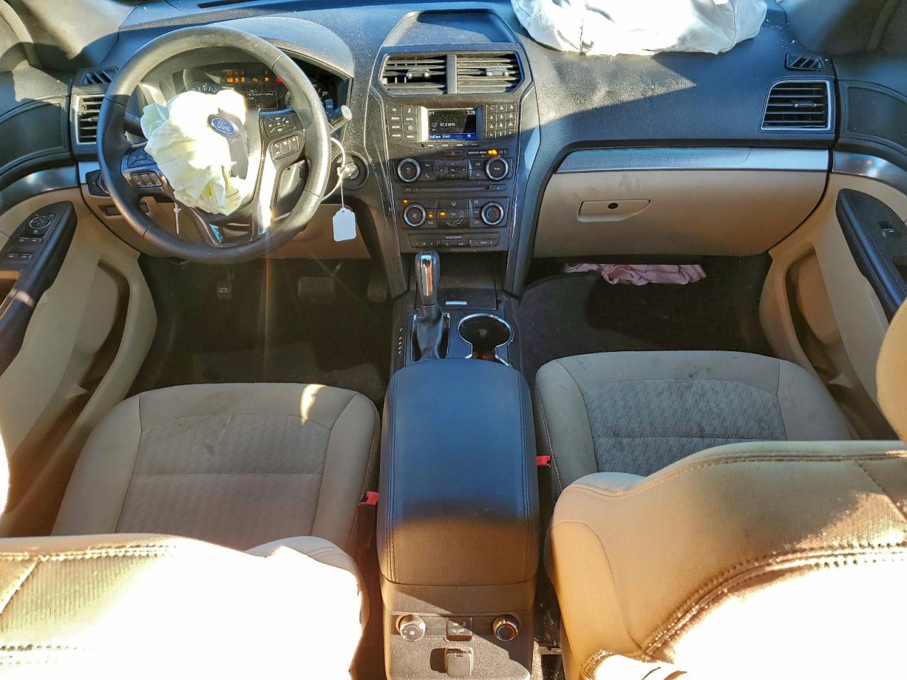 2016 FORD EXPLORER photo 22