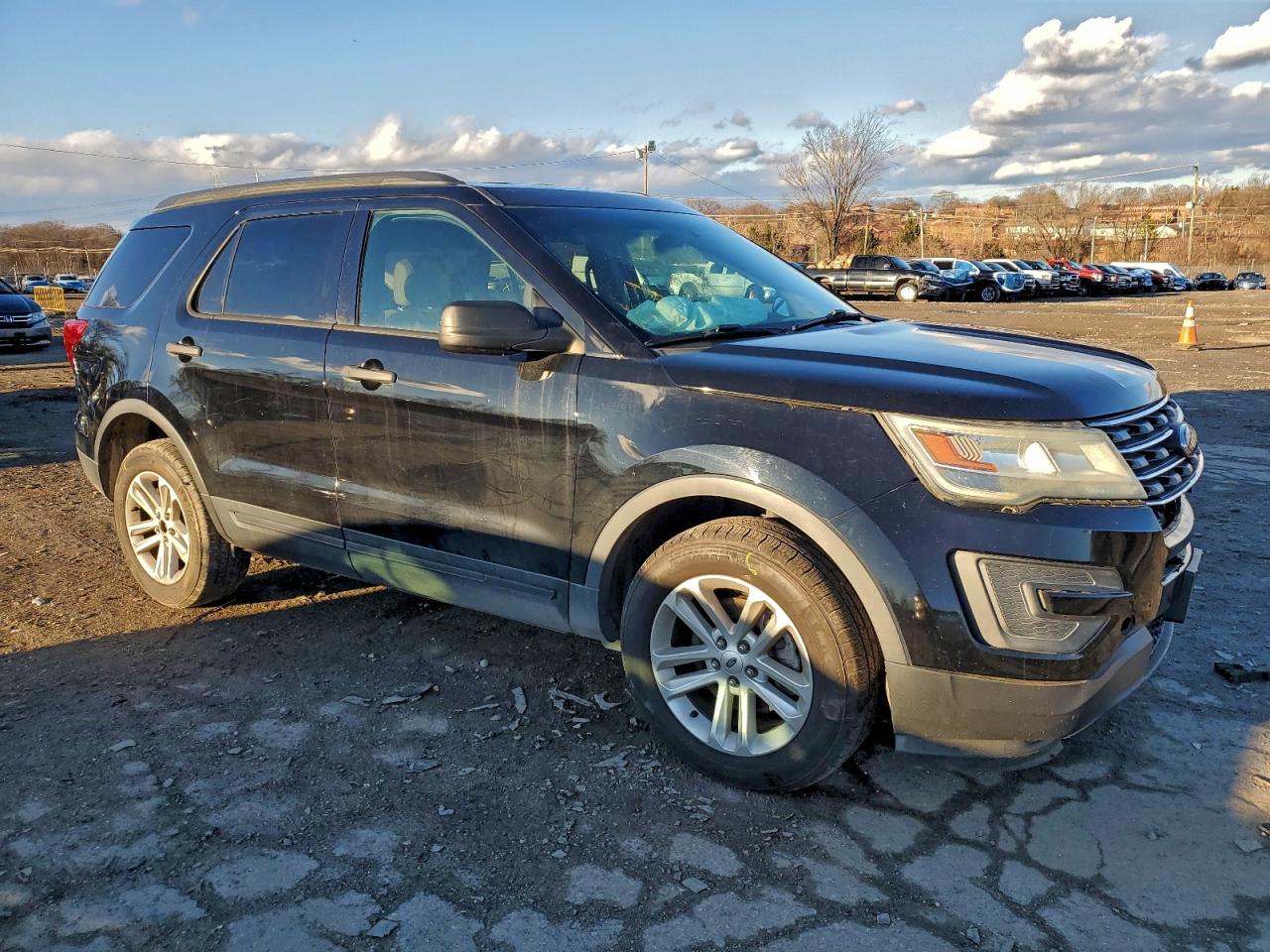 2016 FORD EXPLORER photo 10