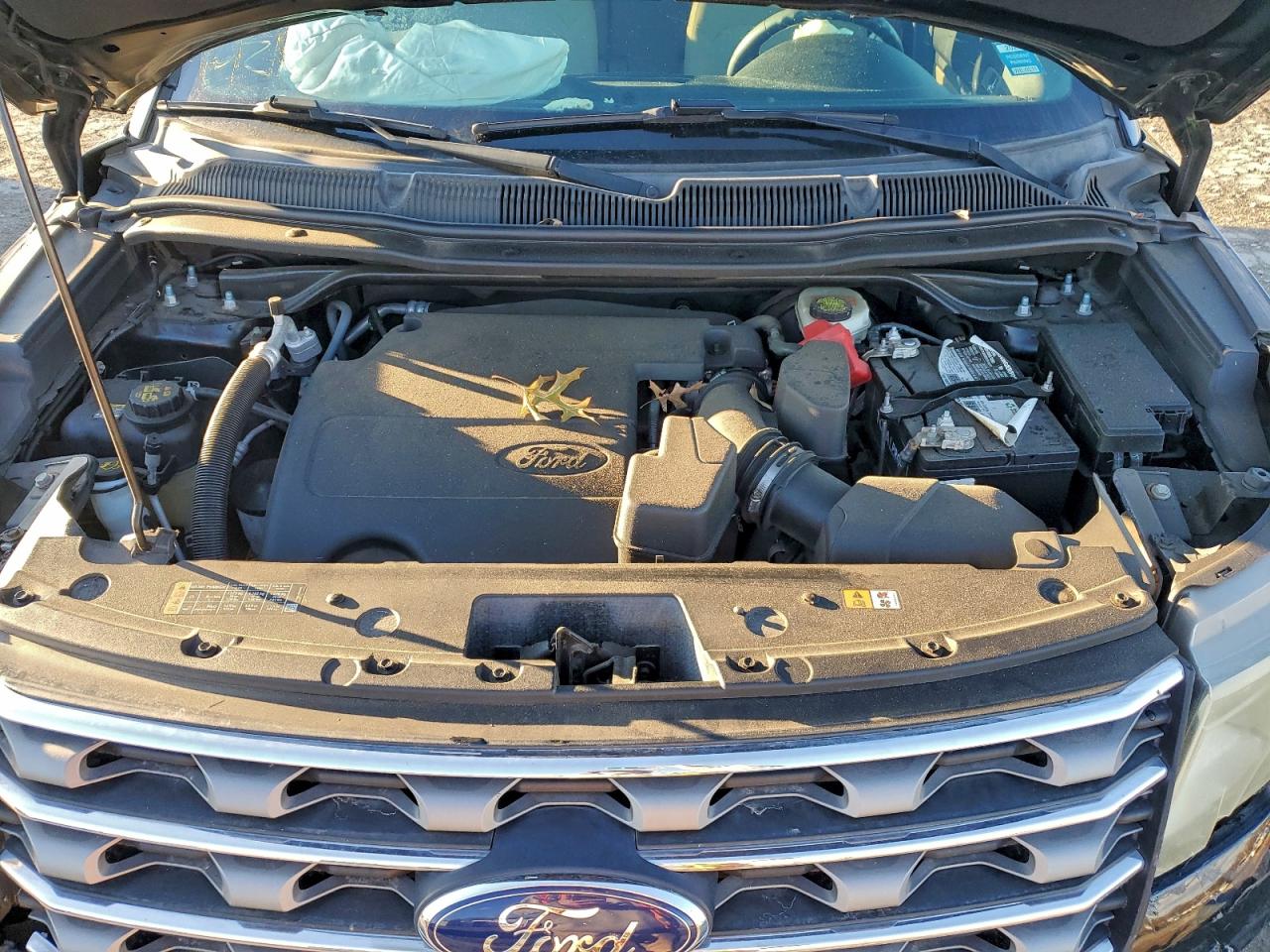 2016 FORD EXPLORER photo 34