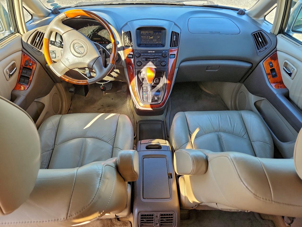 2002 LEXUS RX 300 photo 8